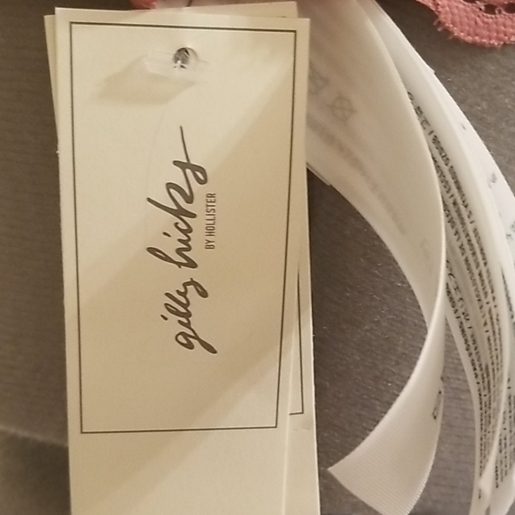 Hollister bralette - Picture 5 of 5